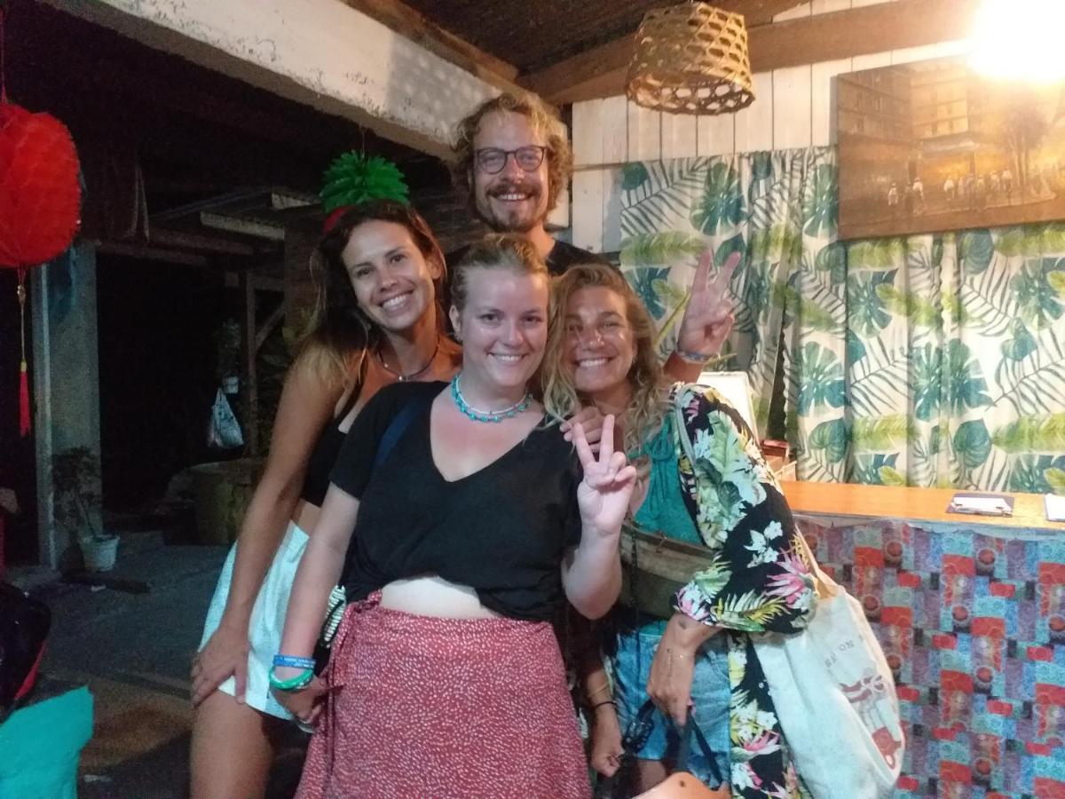 Paraiso Hostel Moalboal Buitenkant foto